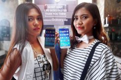 Berkamera 16 MP, Samsung Galaxy A8 Jagonya Selfie