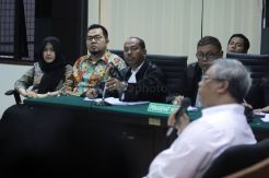 Akil Mochtar Jadi Saksi Sidang Budi Antoni Aljufri