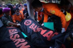 10 Jenazah Korban Aviastar Diterbangkan ke Makassar