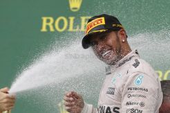 Hamilton Juara Dunia F1 2015