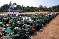 Ribuan Prajurit Kodam IV/Diponegoro Gelar Salat Istisqa