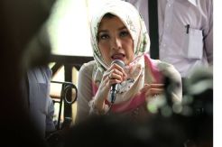 Arzeti Bantah Berselingkuh dengan Dandim Sidoarjo
