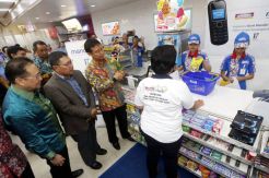 Layanan Keuangan Bank Mandiri Hadir di Indomaret