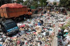 Sampah di Jakarta Menggunung