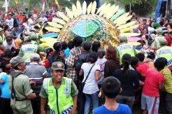 Festival Apem Sewu Lestarikan Budaya Leluhur