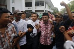 Dituntut 9 Tahun Penjara, Wakil Bupati Cirebon Divonis Bebas