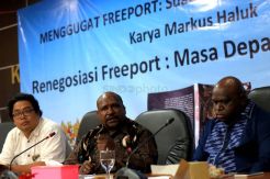 Bedah Buku Menggugat Freeport
