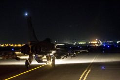 Balas Teror Paris, Jet Tempur Prancis Serang ISIS di Suriah