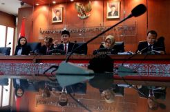 DKPP Bacakan 13 Putusan