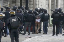 Operasi Penangkapan Teror Paris, Polisi Tangkap 5 Orang
