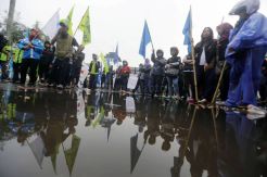 Buruh di Bandung Tolak SK Penetapan Upah