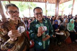Ombudsman Goes To Campus Tiba di Unesa Surabaya