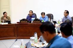 Bahas Alutsista TNI, Presiden Jokowi Gelar Rapat Terbatas