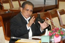 Uji Kepatutan dan Kelayakan Capim KPK Molor