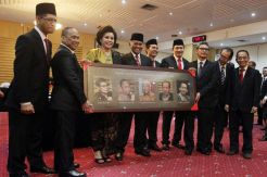 Lima Pimpinan KPK Resmi Bertugas