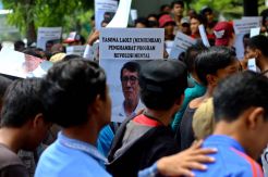 Pemuda Tuntut Kepastian Hukum