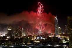 Malam Tahun Baru, Hotel Mewah di Dubai Terbakar