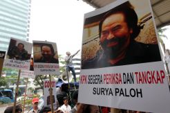 Aktivis Desak KPK Periksa Surya Paloh