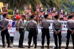 Aktivis Terus Desak Presiden Copot Jaksa Agung