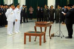 Aher Lantik Penjabat Wali Kota Depok dan Wabup Ciamis