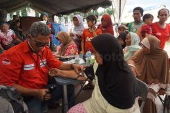 Tim SAR Sampoerna Bantu Korban Banjir Bima