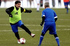 Aksi Maradona di Turnamen FIFA Legends Jelang Penghargaan The Best FIFA