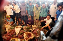 Ketua DPR Sidak ke Pasar Induk Kramat Jati