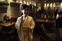 Ayako Oshin Kobayashi Sapa Penggemar di Jakarta