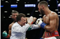 Wasit Terkena Pukulan saat Duel Jack menghadapi DeGale