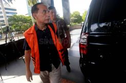 KPK Periksa Mantan Wali Kota Cimahi Itoc Tochija