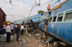 Kecelakaan Kereta di India, 36 Orang Tewas