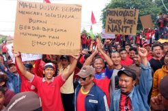 Pedagang Ikan Basah Pasar Rejomulyo Menolak Pindah