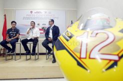 Menpora Lepas Ali Adrian Berlaga di World Super Sport 300 Championship