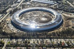Penampakan Pembangunan Gedung Apple Campus 2 di California