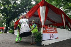 TPS 18-19 Menteng Didekorasi dengan Nuansa Betawi