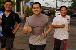 Di Tengah Padatnya Kegiatan,, HT Tetap Berolahraga