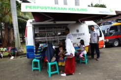 Perpustakaan Keliling Hadir di Lokasi Pengungsian Korban Banjir