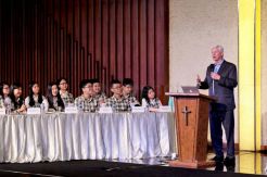 Ipeka Hadirkan Ekonom Prof Robert Engle III