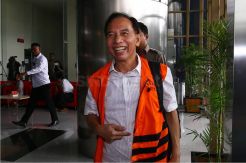 KPK Lanjutkan Pemeriksaan Mantan Wali Kota Cimahi Itoc Tochija