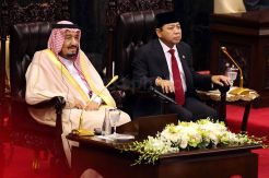 Raja Salman Sampaikan Pidato di DPR RI