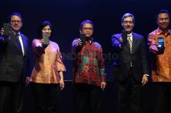 Menkominfo Hadiri Peluncuran Blackberry Aurora