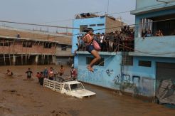 Banjir dan Longsor di Peru, 62 Orang Tewas
