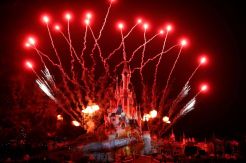 Perayaan Ulang Tahun Disneyland Paris