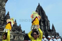 Perayaan Tawur Agung di Candi Prambanan