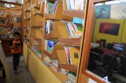 Rumah Baca Cegah Pergaulan Bebas Anak