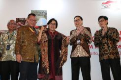 Menkeu Sri Mulyani Jadi Pembicara dalam Seminar YDBA