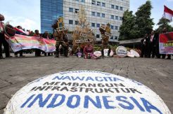 Aksi Budaya Dukung Pabrik Semen Rembang
