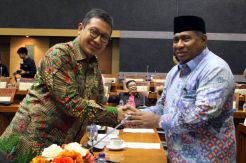 Komisi VIII DPR dan Menag Bahas Pembentukan Badan Pengelola Keuangan Haji