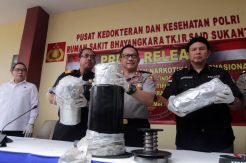 Polisi dan Bea Cukai Ungkap Penyelundupan Sabu Seberat 84 Kilogram