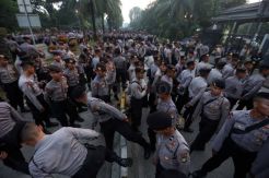 Ribuan Personel Gabungan Polri-TNI Siaga di Kementerian Pertanian